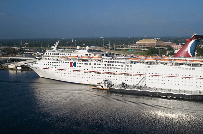 Cruise Ship in Mobile