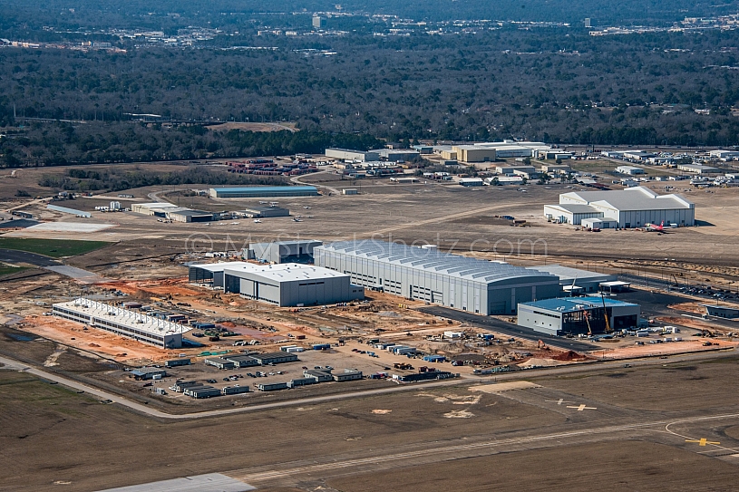 Airbus Assembly Line Mobile - 2015 February