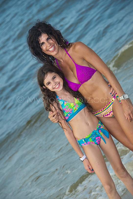 Gulf Shores Family on Beach