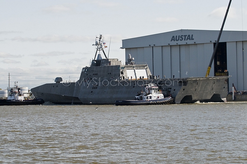Navy LCS Independence Leaving shipbuilder Austal March 2010