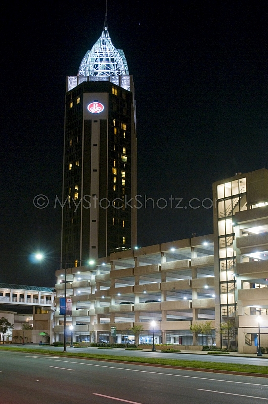 Renaissance Riverview Plaza at night