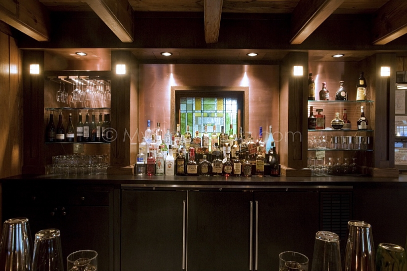 Lakewood Golf Clubhouse