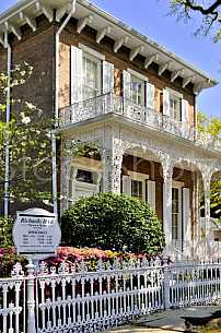 Historic Richard's DAR House - Downtown Mobile
