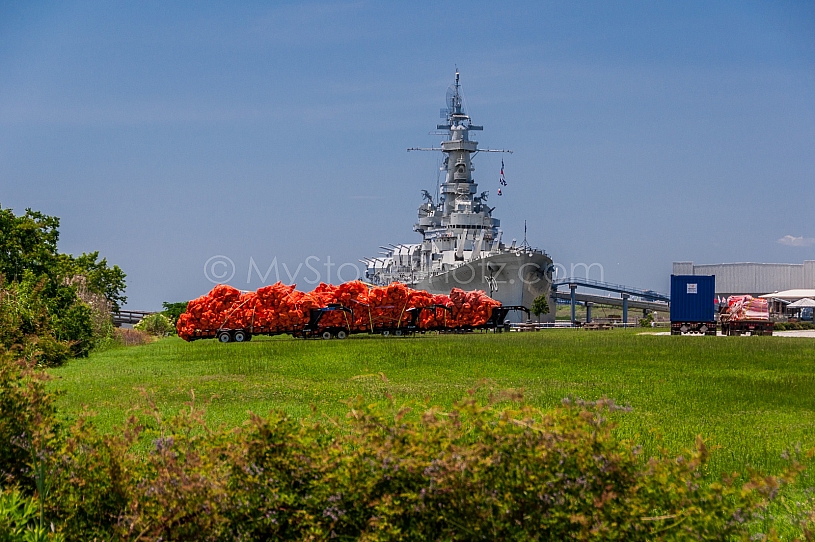 Boom staging at Mobile Bay
