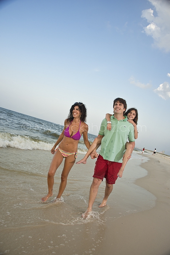 Gulf Shores Family on Beach
