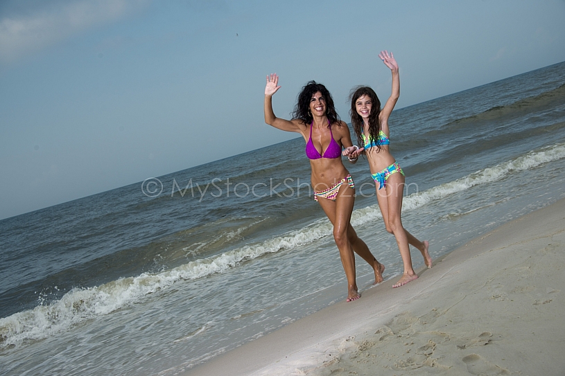 Gulf Shores Family on Beach
