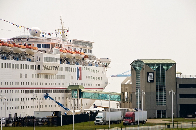 Carnival Fantasy - Mobile Cruise Terminal