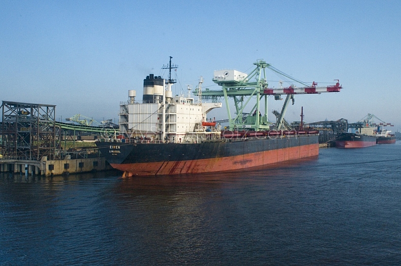 River & Shipping industry in Mobile, Alabama