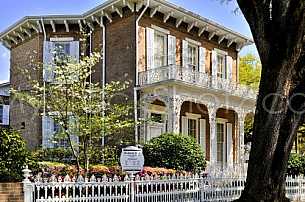 Historic Richard's DAR House - Downtown Mobile