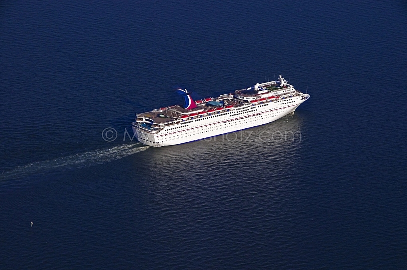 Carnival Elation in Mobile Bay