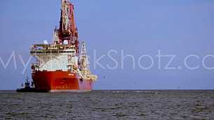 Ship_Tugs_TurningMobileBay