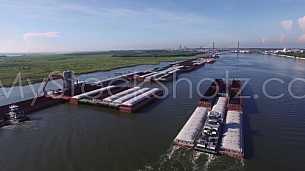 Tugs-MultipleBarges-MobileRiver3