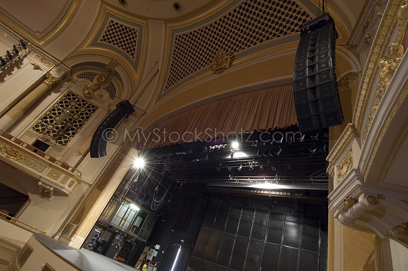 Saenger Theatre