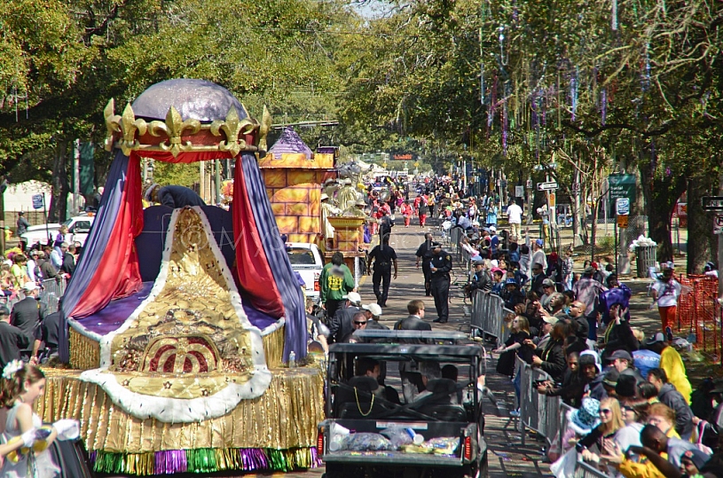 Floral Parade at Mardi Gras 2011