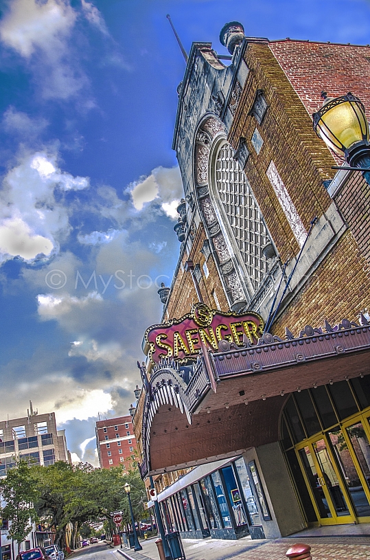 Saenger Theatre HDR exterior