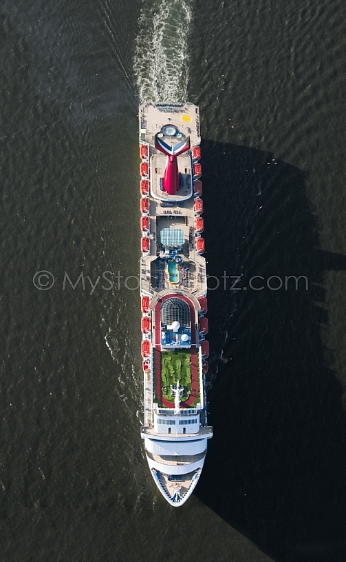Carnival Elation in Mobile Bay