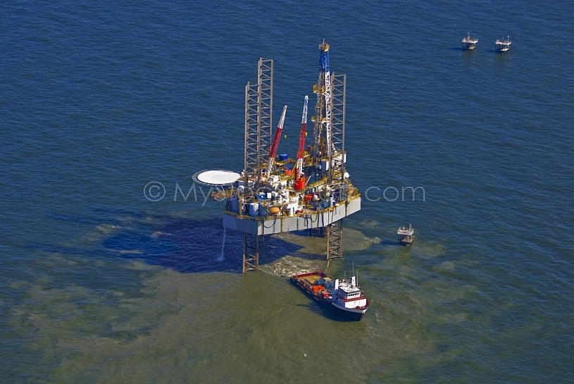Drilling Rig Gulf of Mexico