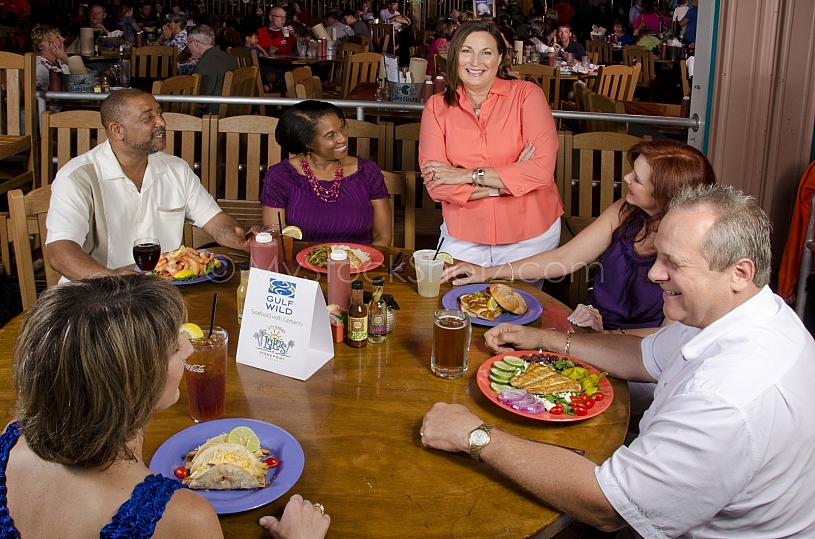 Gulf Wild with Lucy Buffet at LuLu's at Homeport