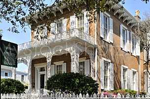 Historic Richard's DAR House - Downtown Mobile