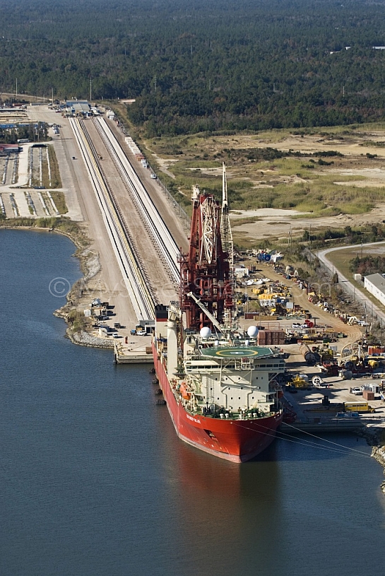 Deep Blue Pipeline Ship