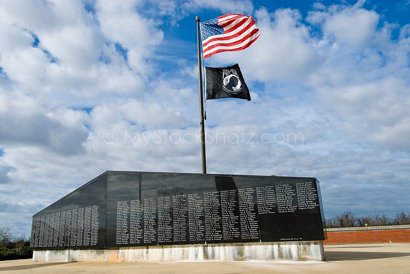 Vietnam War Memorial - Battleship Park