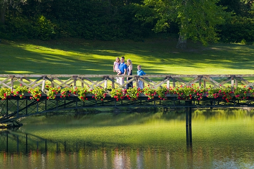 Bellingrath Gardens family on bridge