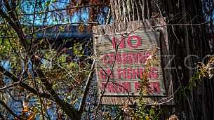 No Crabbing or Fishing Sign
